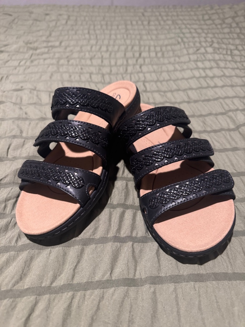 Clark’s sandals NEW!